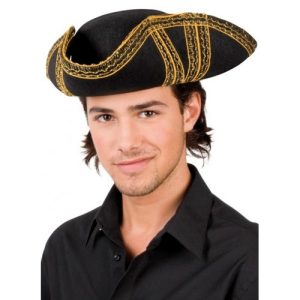 Tricorne-hatt